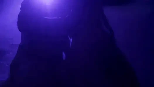 Gara-gara ngentot sama pacar lamaku, vergin neha lagi asik ngentot di malam hari