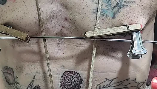 Goode Girl Fesselt Ehemanns Eier Und Schwanz Und Hat Fußspaß Mit Ihm