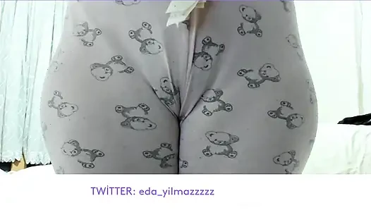 CAMELTOE- MASTURBATION IN PAJAMAS- TURKISH MILF- TURKISH PORN