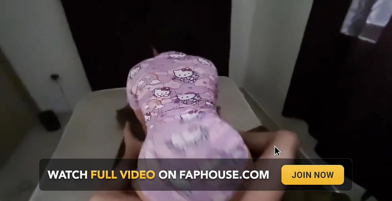 Venezuelan Girl with Tattooed Ass Rides a Cock Without a Condom 2
