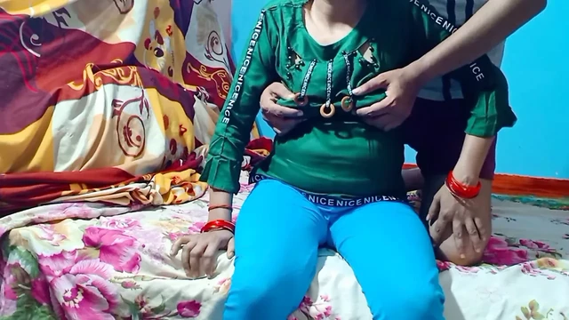 Enjoy full stepsister sex with stepbrother In house Hindi video
