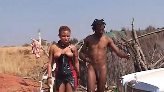 Ruwe Afrikaanse fetisj neukles