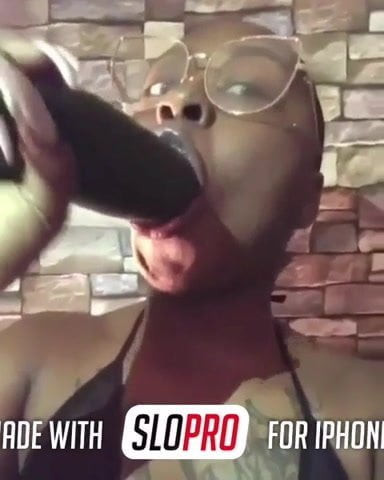 Nice tongue wit a nice throat 8