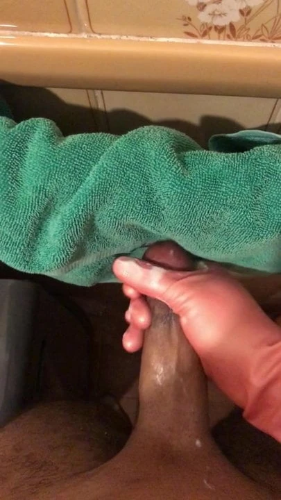 I masturbate in my best friend's bathroom with latex gloves