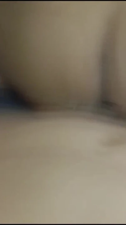 难忘的时刻来自“泰国青少年与穿着拼贴大学礼服的老师在丝袜高跟鞋上做爱”