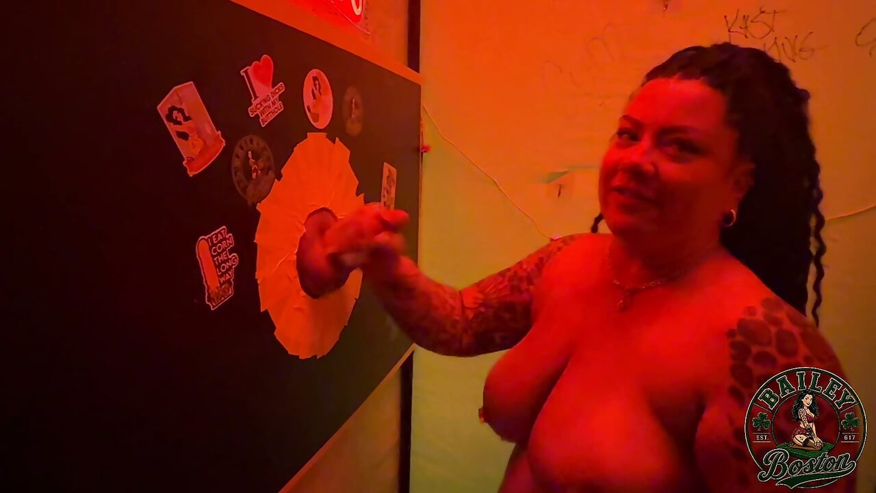 Cheating Cock Explodes at Gloryhole