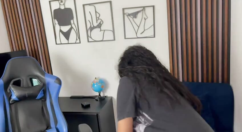 A quiet moment in a shared house with good company