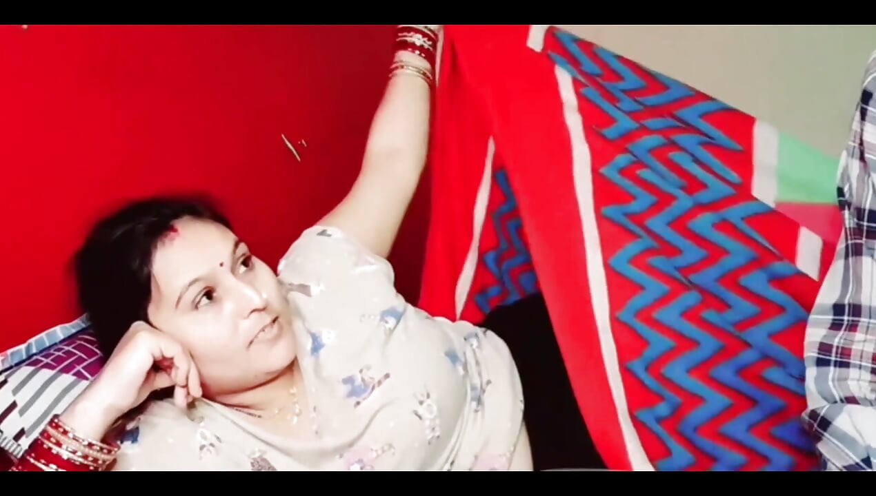 Hluboké kouření velkého ptáka v ústech