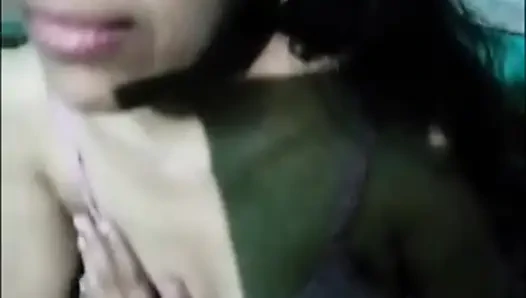 Desi bhabhi ki mast chudai raat mein bra panty khol kar