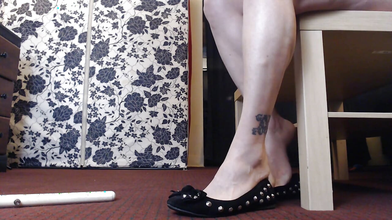 Black Ballet Flats