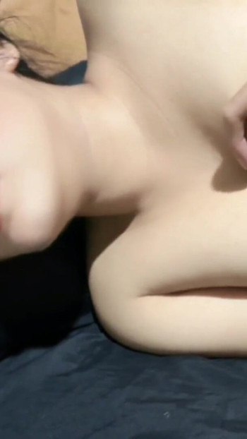 Amateur Footage of Beautiful Stepmother After Taking a Shower Accidentally Crosses Paths with Sister-in-law, and She Asks Him to Accompany her in the room | Clip 1