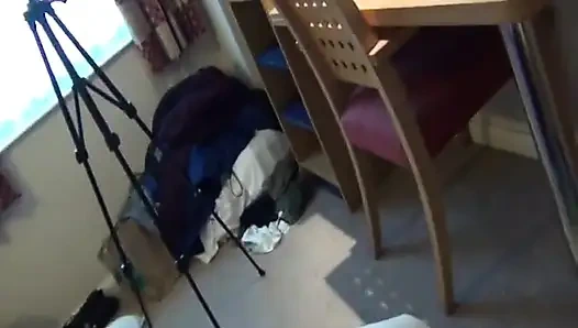 Клиент трахает меня жестко раком