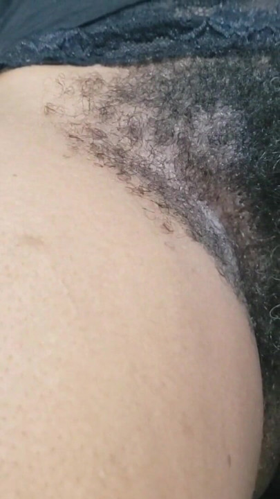 Rekaman seks pov, istri hot dengan memek tembus pandang lagi asik ngentot posisi cowgirl - close up | Klip 1