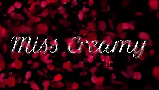 Üvey kız kardeş Fransız öğretmen sarışın peruk çoraplı ıslak sakso gırtlağına kadar döl yutuyor 4k tabu fantezisi