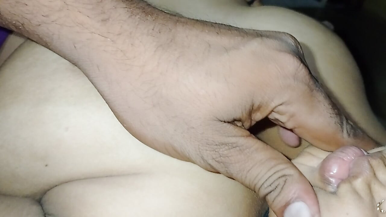 Desi với bhabhi ji nóng bỏng trong phòng lãng mạn video
