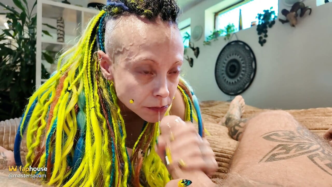 Getting Some Nice Head and Pussy