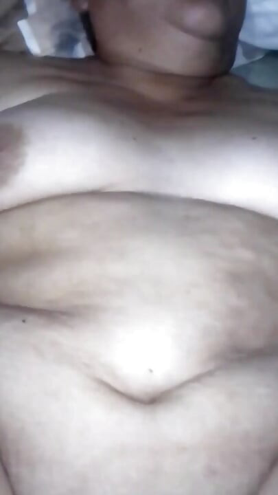 Büyük götlü üvey erkek ve nine orta yaşlı seksi kadın derlemesi