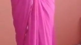 Desi bhabhi mostrando Grande tetas