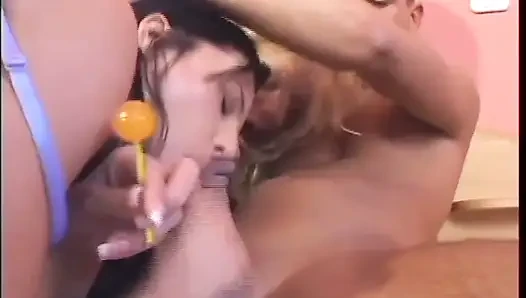 Beyaz ateşli menage a trois, bölüm 1
