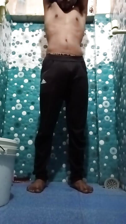Desi indian Boy alone masturbating and cumming in bathroom CloseRobin529