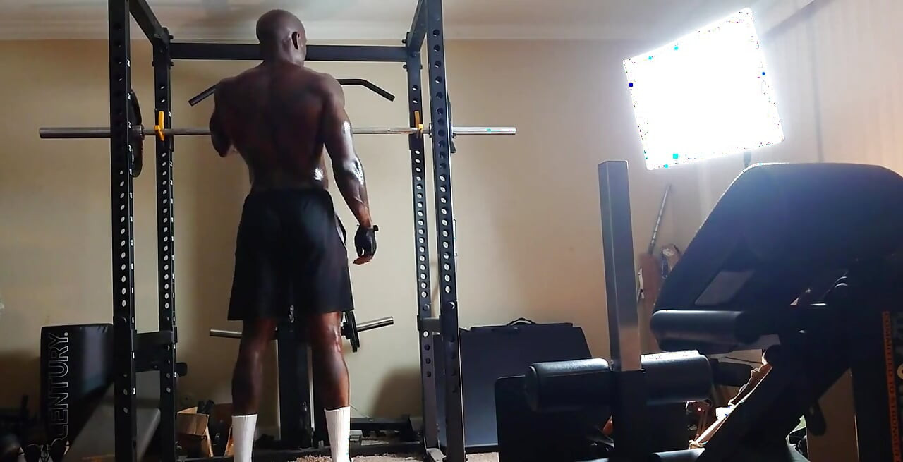 Training im fitnessstudio Ep. (5)