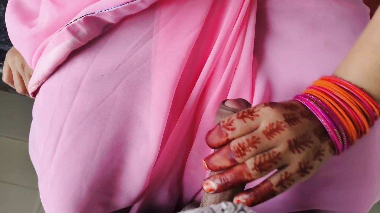 Aaj bhabhi ki kichin me karte bawkt ki bhabhi ki jabarjast chudayi