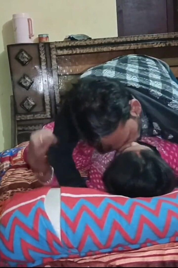 Indian Virgin Girl Ponded Hard by Boyfriend 1