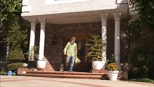 Kaylani lei si cewek mesum (film porno lengkap)