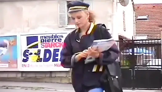 Tonton pantat cewek perancis sempurna ini dientot habis-habisan