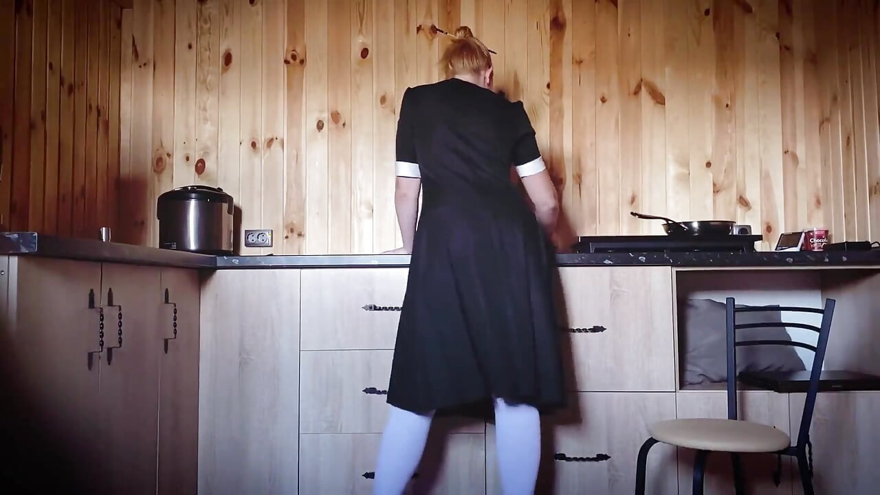 Sexy Maid with a Big Ass Gets Fucked While Cleaning