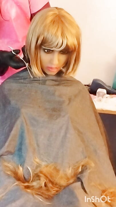 Julia ebony sex doll slave blonde bobcut
