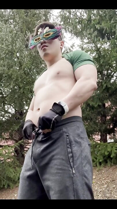 Jerking off in Public