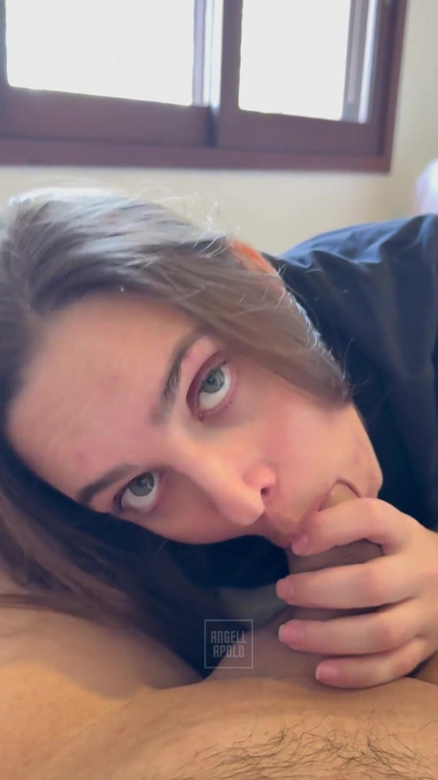 Hot girlfriend's deepthroat blowjob | Clip 1