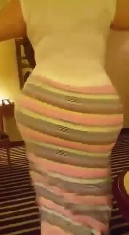 Hot Arab niqab big ass BBW dancing with big fat ass