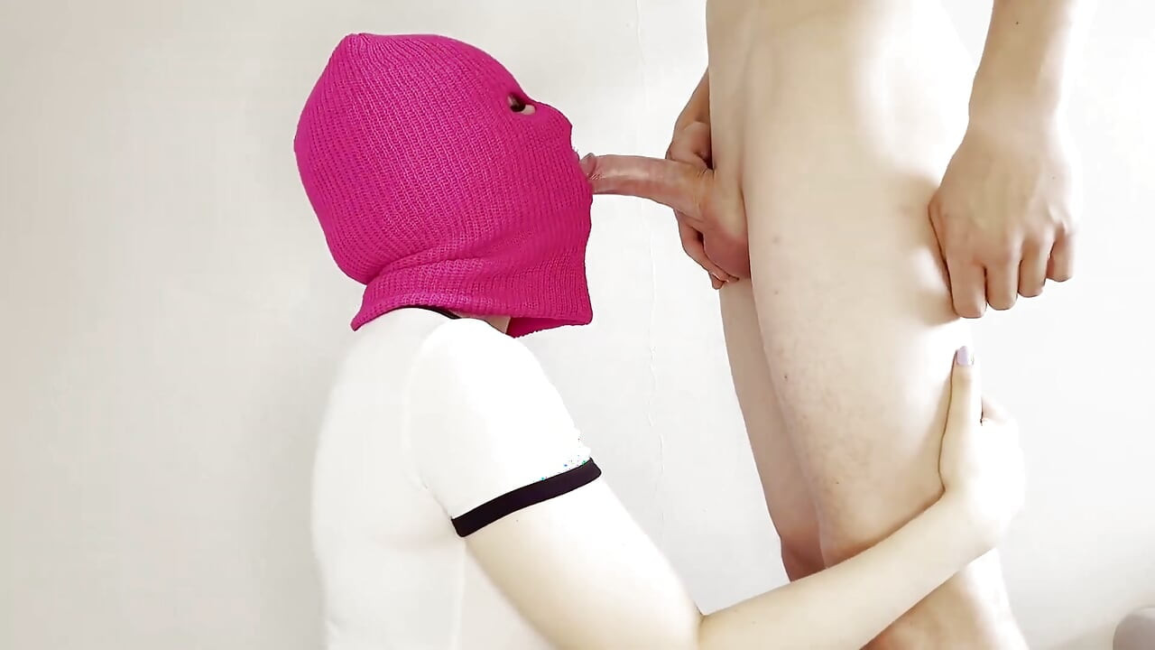 Deep Throat Blowjob 18 Year Old Girl
