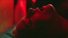 Sophie Turner - '' Тяжелая ''