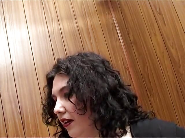 Fat italian woman in lingerie has solo sex