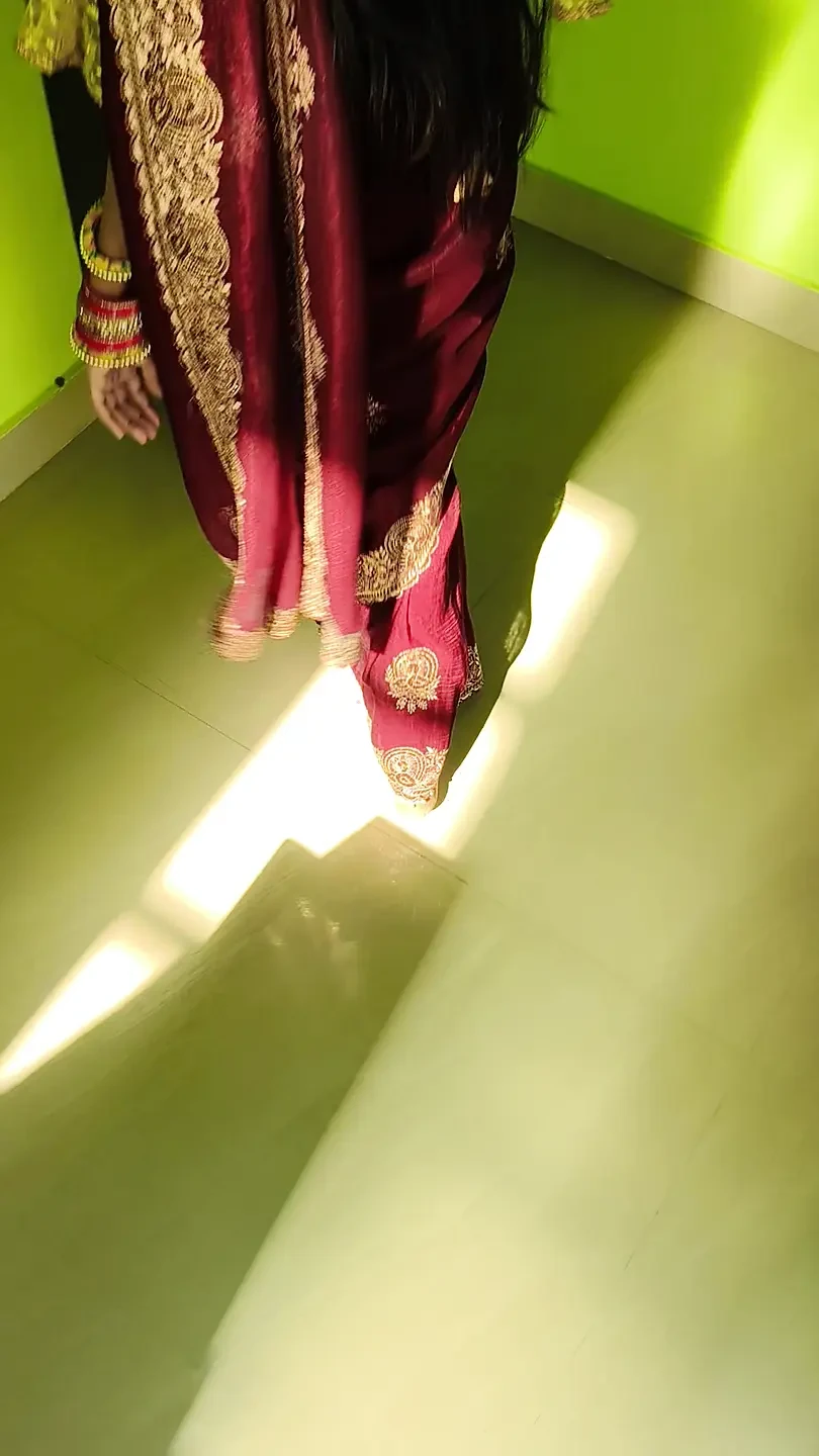 DESI bhabhi ne sex sikhaya