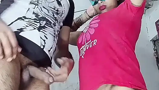 Cewek sange ini lagi asik nyepong kontol sambil nyepong kontol dan ngisap toketnya sambil duduk di kontolnya sambil berbaring lurus - audio bahasa india