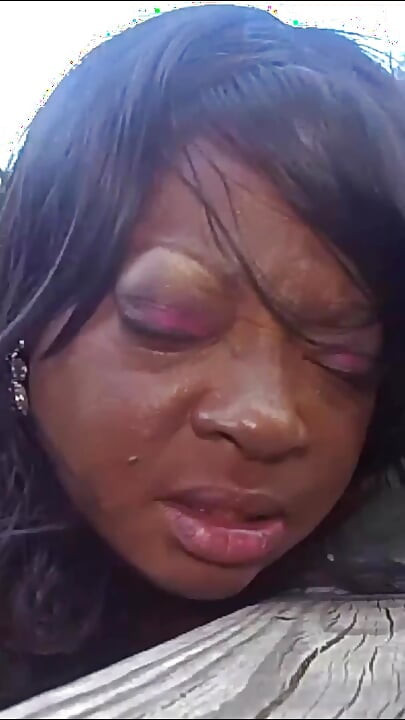 Lisa rivera ashlil lnd deti hai aur bahar lnd leti hai