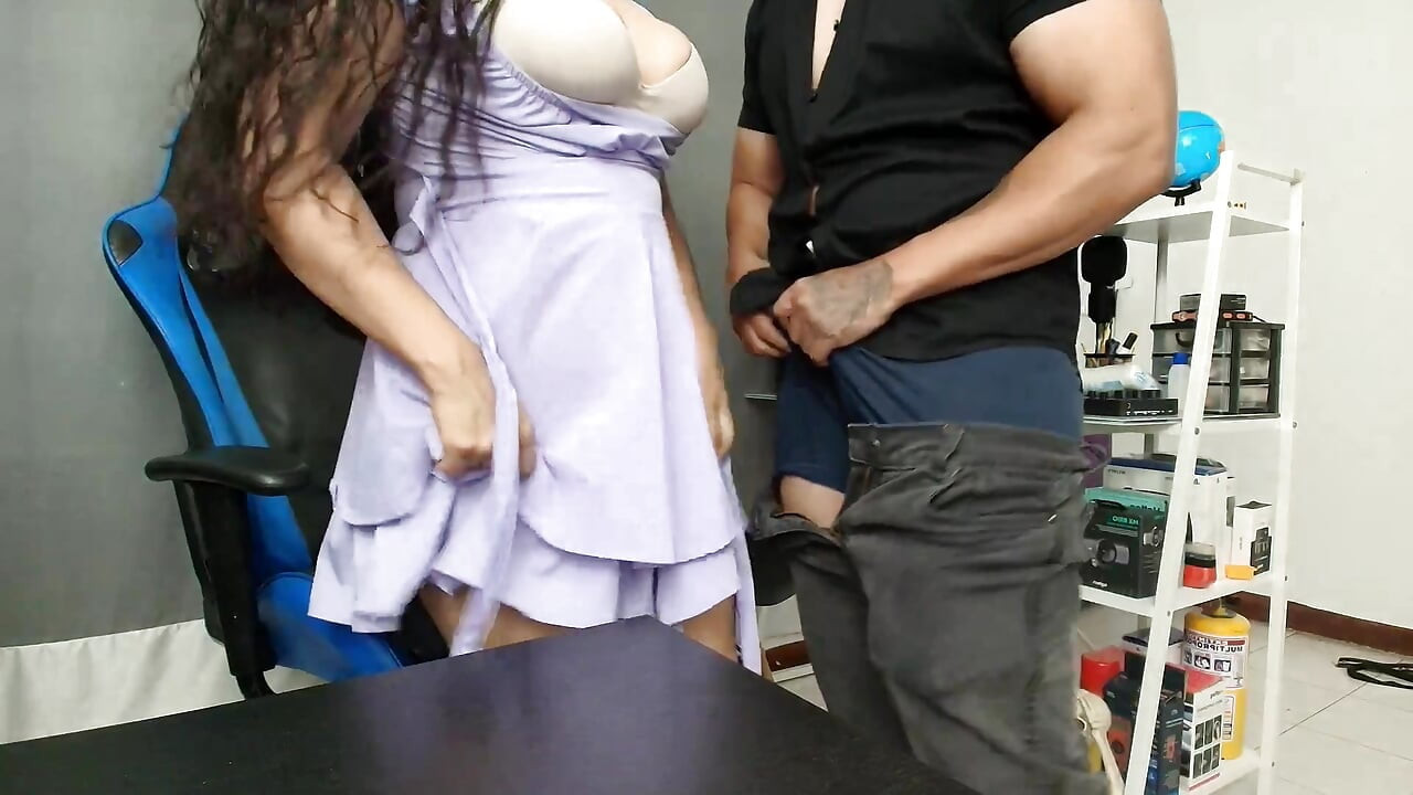 I like my very sexy co-worker