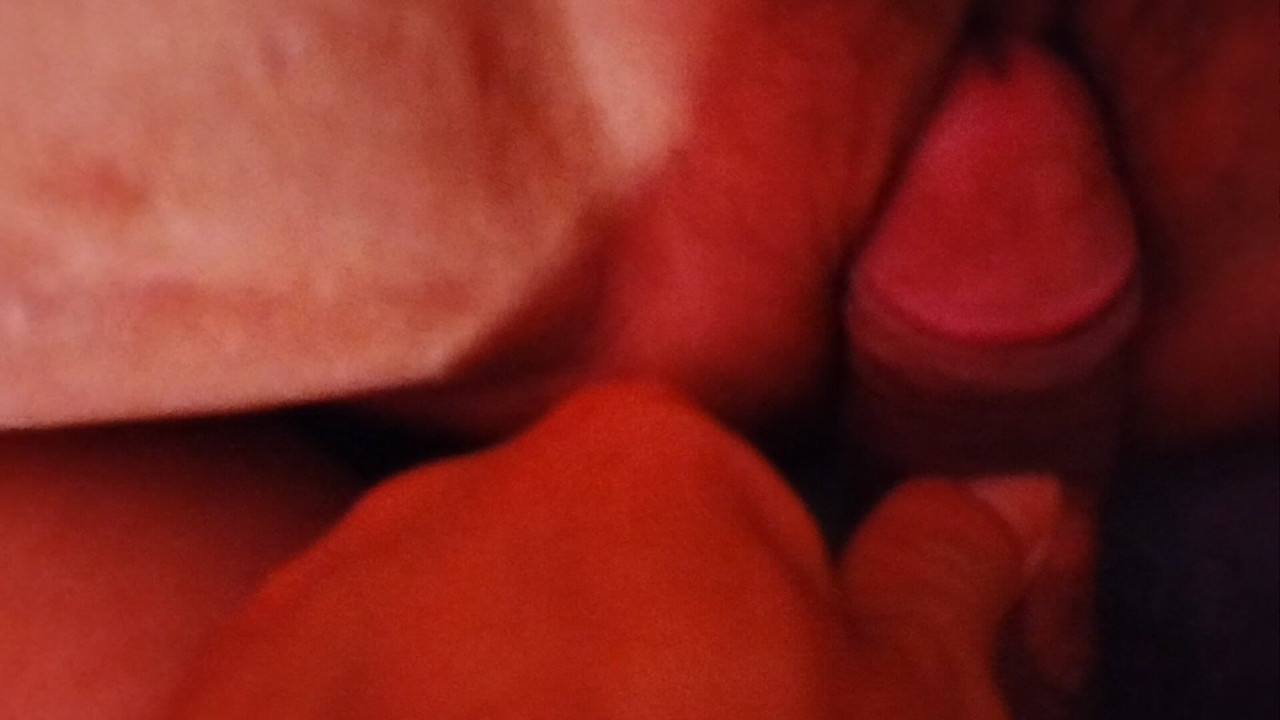 Small cock fucks big butterfly