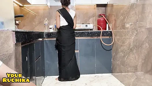Naukarani ke Saath Poori Raat Chudai Ka Karyekaram