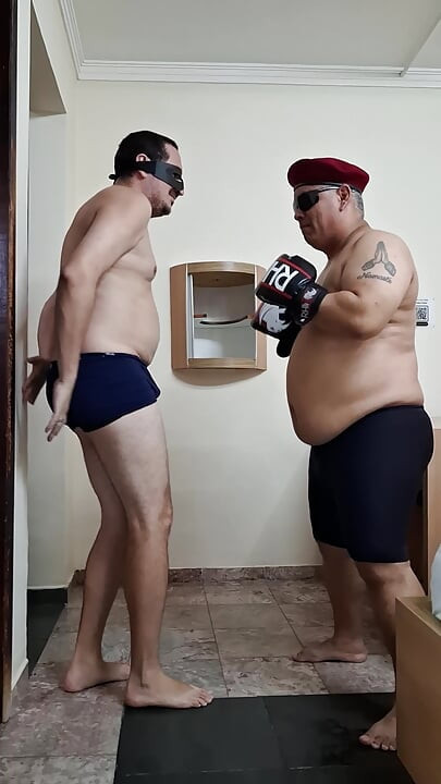 Captain Dominator X Jobber, fake Gutpunch