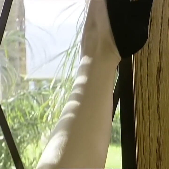Asian MILF with amazing tits use dick for pleasure