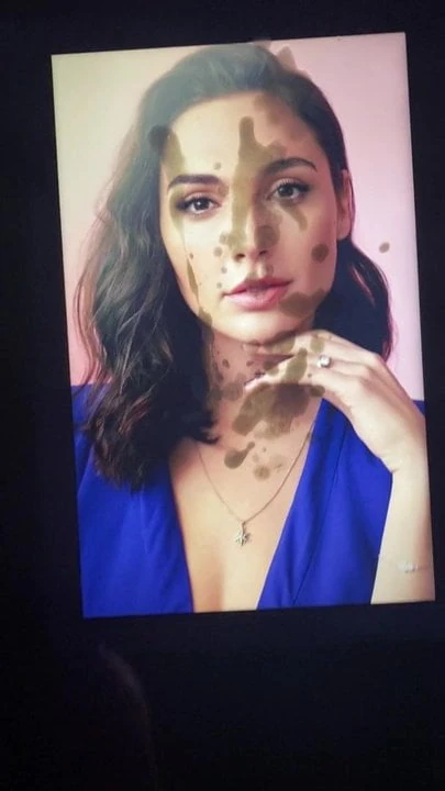 Meid Gadot sperma eerbetoon