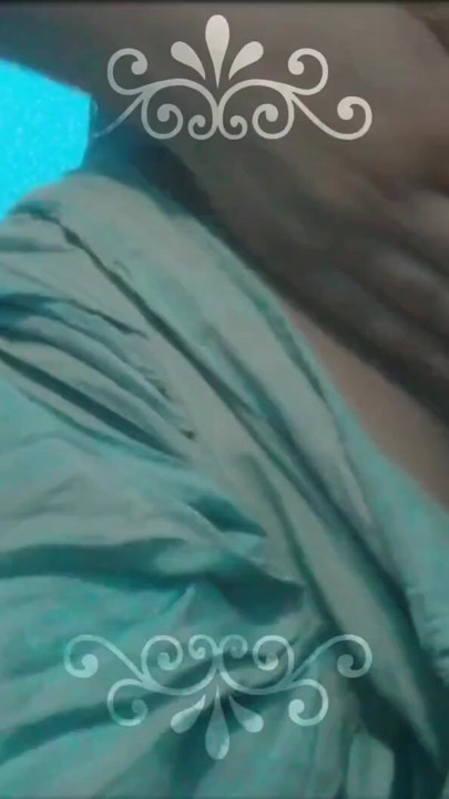 Bhabhi at home alone. | Clip 1