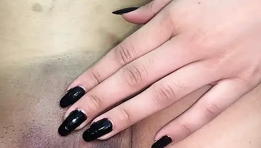 Teen mit dicken titten wird frech und sahnig