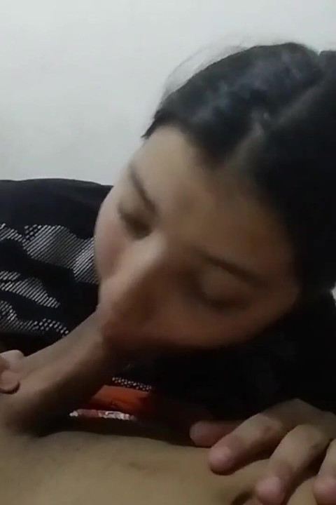 I Kiss My Best Friend's Vagina After College and Fill Her with Milk