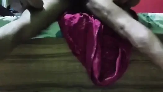 Indische milf-tante fickt hart mit großem indischen schwanz